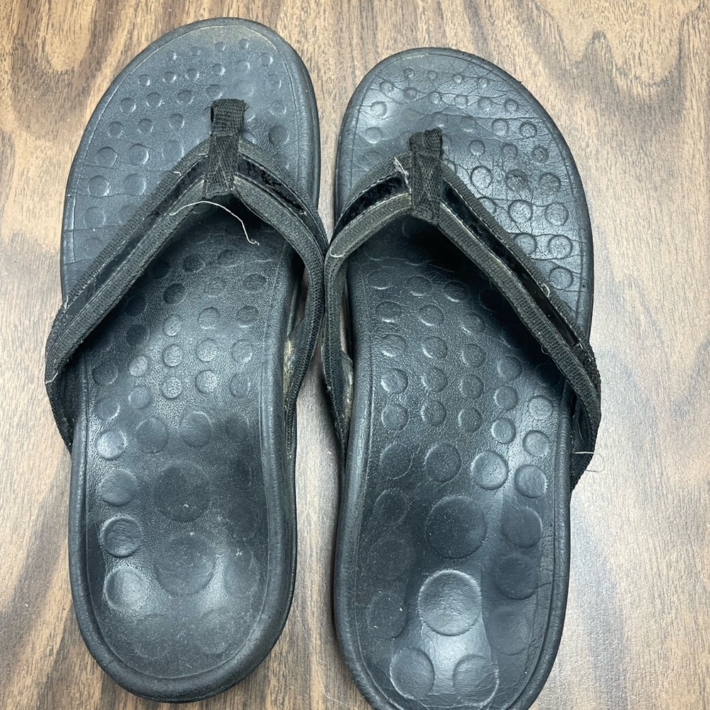 Black Flip Flop Sandals